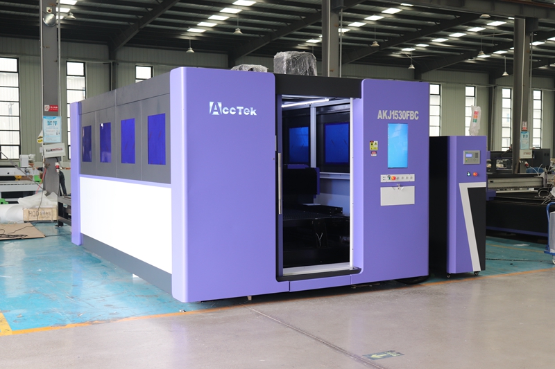 Değişim platformu tam kapalı e - Industrial Laser Metal Cutting Machine incelemesi ve fiyatı