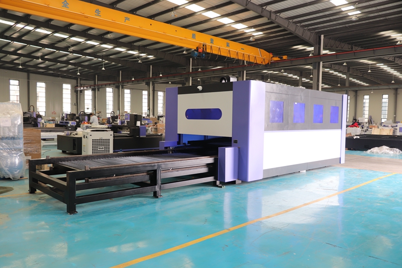 Değişim platformu tam kapalı e - Industrial Laser Metal Cutting Machine incelemesi ve fiyatı